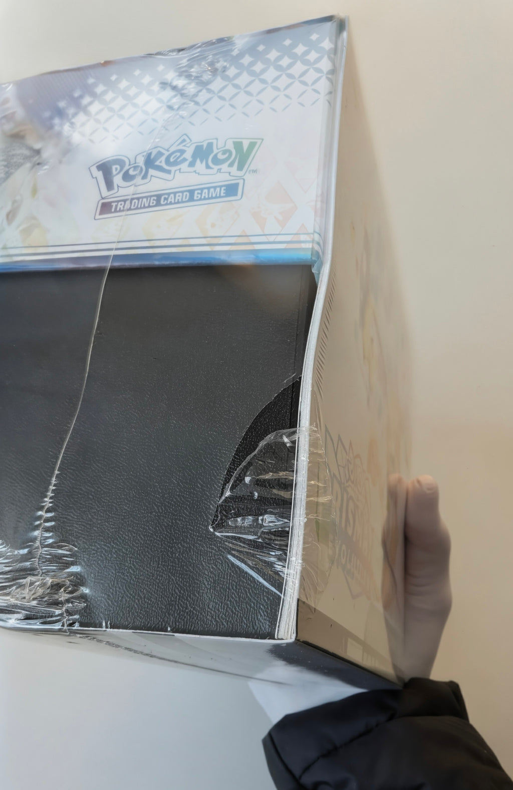 Prismatic Evolutions Elite Trainer Box - SV: Prismatic Evolutions (PRE) w/ SIDE TEAR