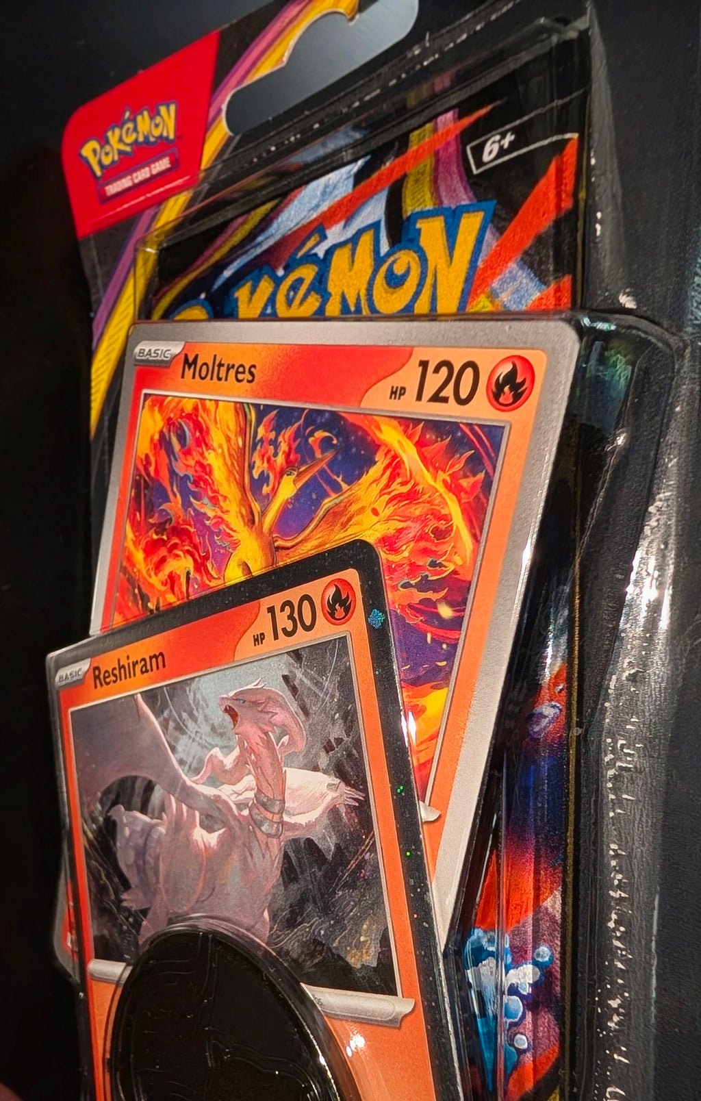 Chaos Rising Premium Checklane Blister [Reshiram Cosmic Holo] - ME04: Chaos Rising (CRI)