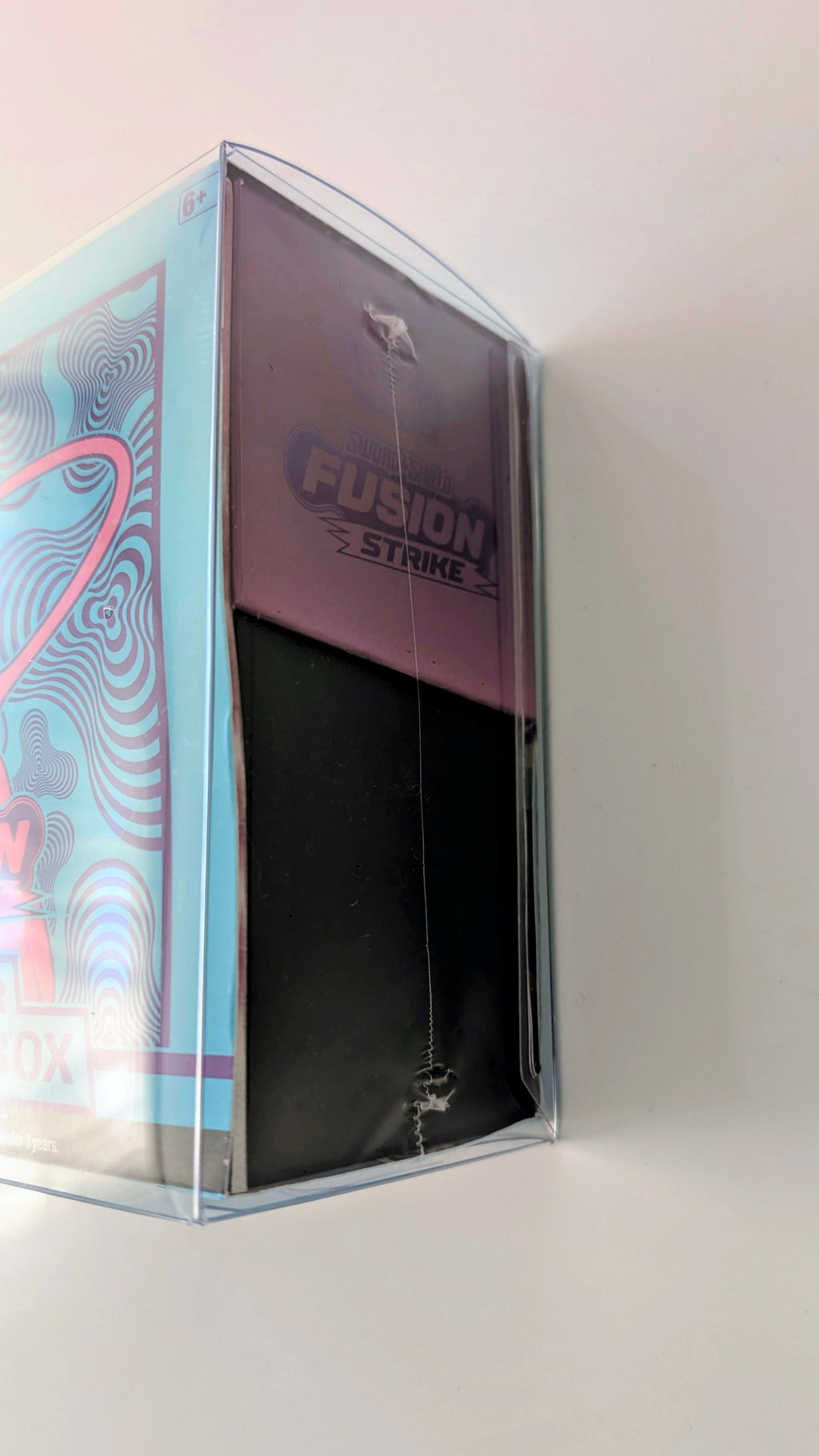 Fusion Strike Pokemon Center Elite Trainer Box (Exclusive) - SWSH08: Fusion Strike (SWSH08) FRONT & BACK DENT